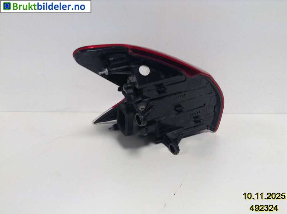 Baklykt høyre til Peugeot 3008 2009-2016 (Type I) (PEUGEOT|9805510480|)