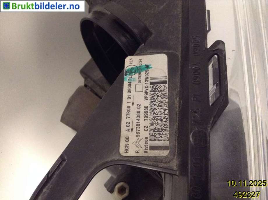 Frontlykt høyre halogen til Citroën C3 2010-2016 (Type II) (CITROEN|9673814380-02||16 069 300 80)