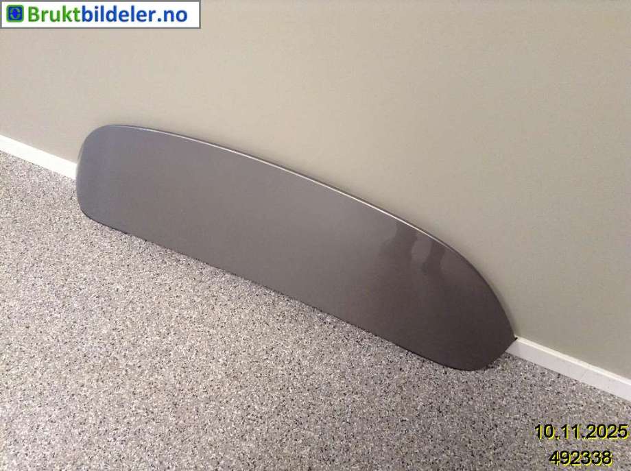 Spoiler bakluke til Mercedes EQC, 2019-->>  (MERCEDES|A 293 790 04 00)