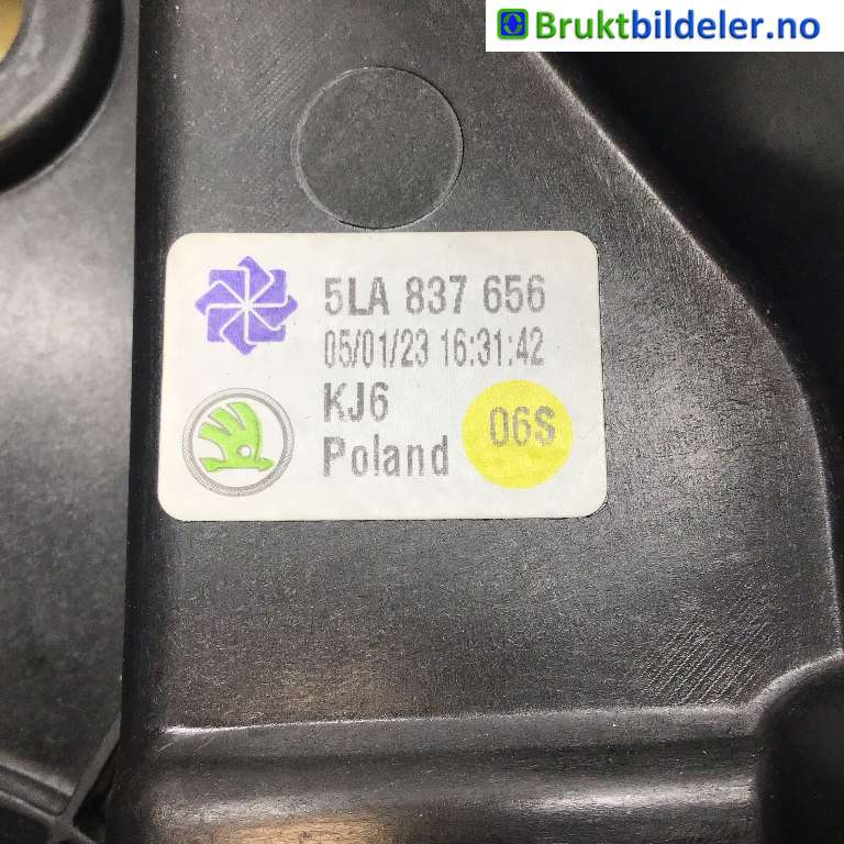 Ruteheis til Škoda Enyaq 2021-->>  (SKODA|5LA 837 656|)