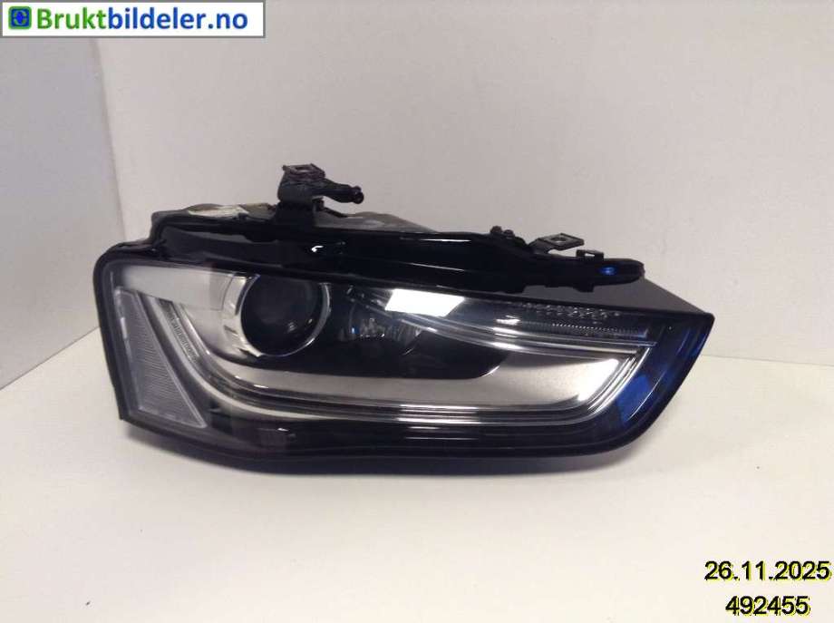 Frontlykt høyre xenon til Audi A4, 2007-2014 (Type IV) (B8) (B8) (AUDI|8K0 941 032 C)