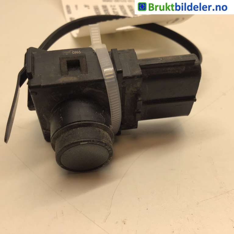 Parkeringssensor foran til Suzuki Kizashi, 2010-2014 (SUZUKI|37735-57L00-ZMW)