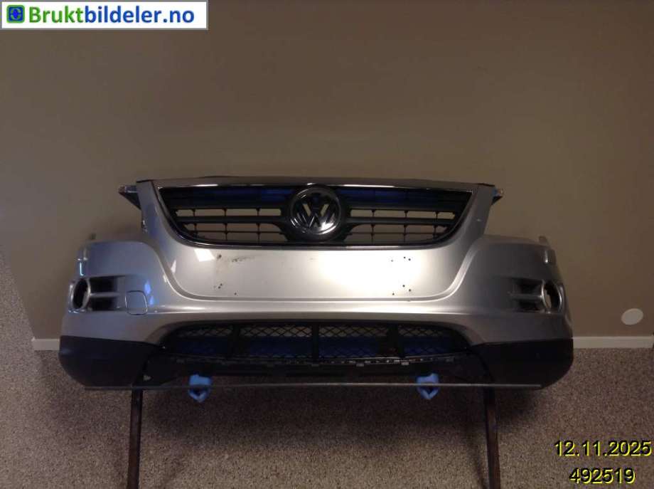 Støtfanger foran til VW Tiguan 2007-2011 (Type I, Fase 1)  (VOLKSWAGEN|5N0 807 217 Q|5N0 853 651|5N0 805 903 A)