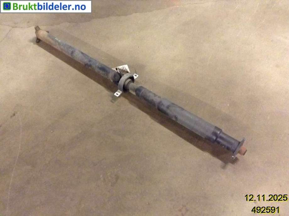 Mellomaksel til BMW 3-Serie, 2005-2011 (E90/E91/E92/E93) (E90/E91/E92/E93) (BMW|7 527 339-07)