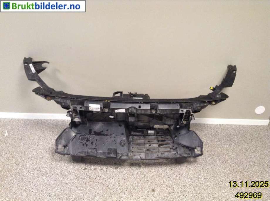 Frontplate til Toyota Proace, 2016-->> (Type II)  (TOYOTA|SU001A4111)