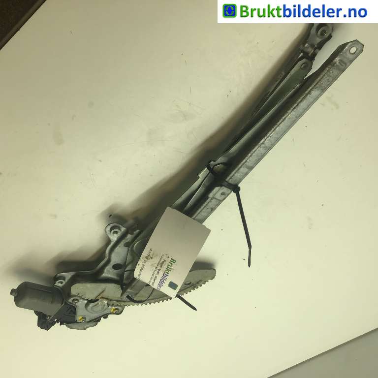 Ruteheis venstre foran til Suzuki Kizashi, 2010-2014 (SUZUKI|83402-57L01)