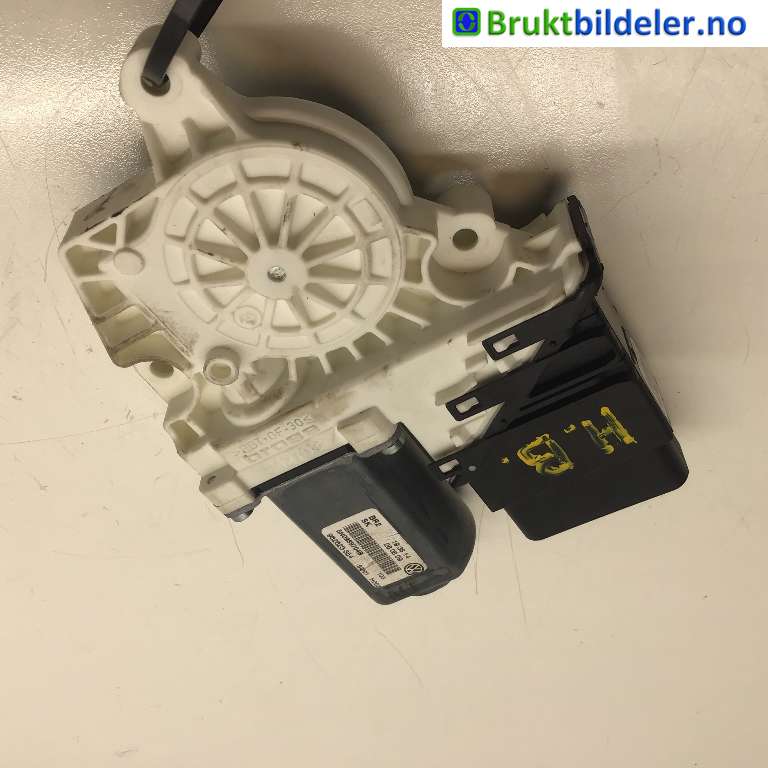 Ruteheis høyre bak til VW Tiguan, 2007-2011 (Type I, Fase 1)  (VOLKSWAGEN|5N0 959 704 B)