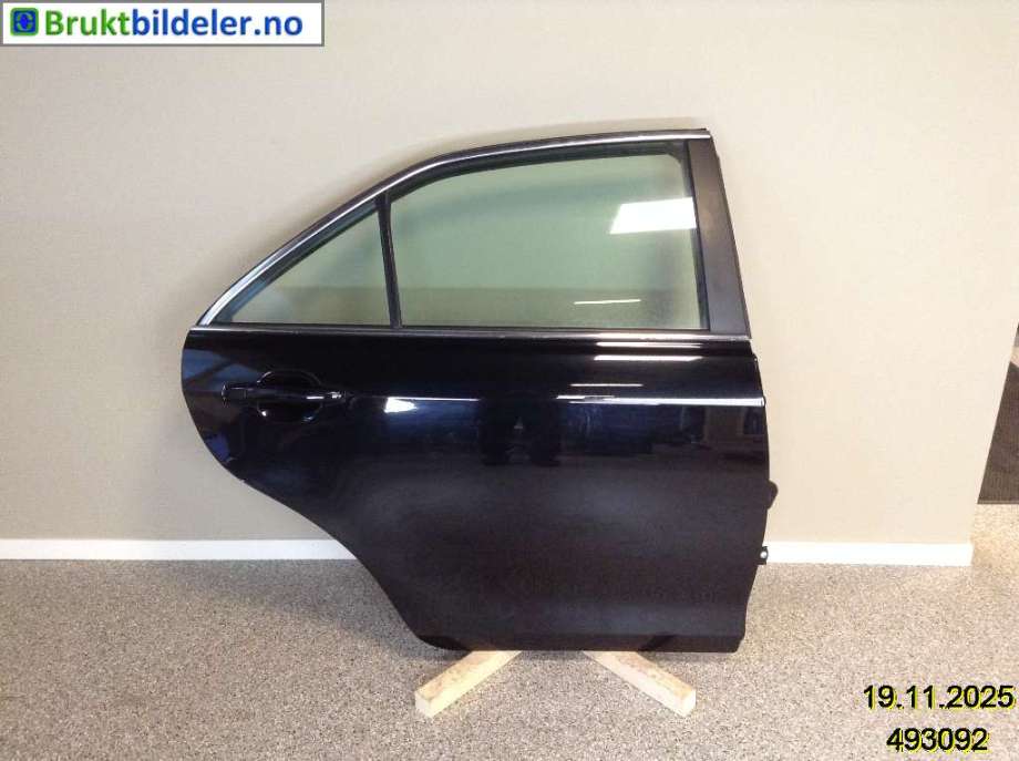 Dør høyre bak til Toyota Camry 2001-->> (TOYOTA|6700306071|)
