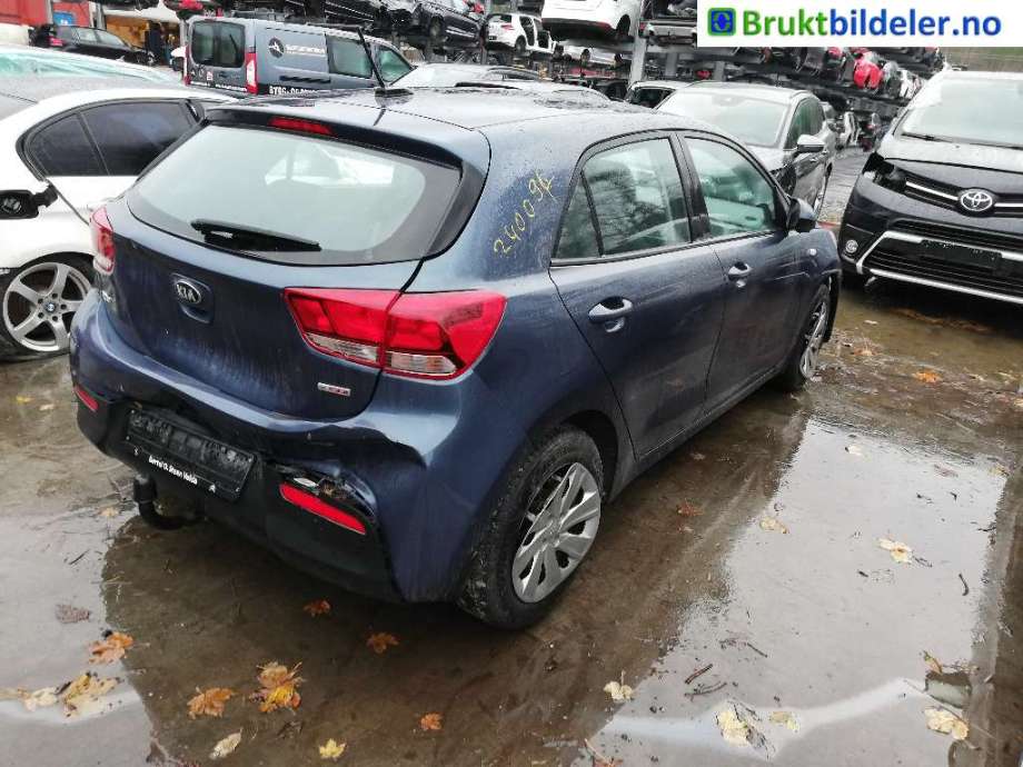 Dør høyre bak til Kia Rio, 2017-->> Type IV  (KIA|)