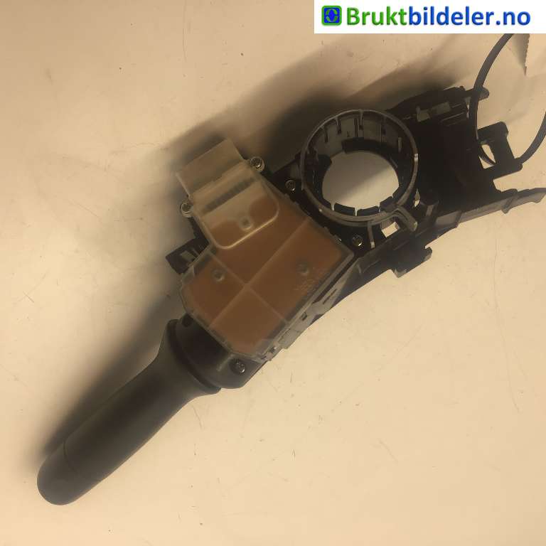 Bryter blink til Toyota Camry 2001-->>  (TOYOTA|8414006400|0640035SUDU42|)