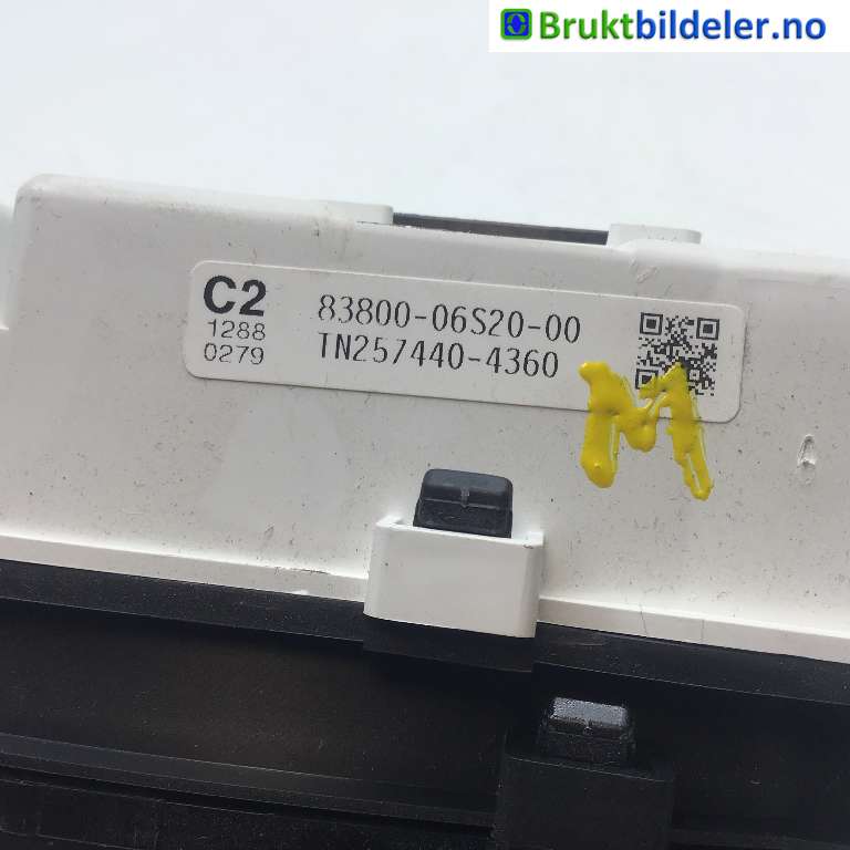 Instrumentpanel til Toyota Camry 2001-->>  (TOYOTA|83800-06S20|TN257440-4360|)