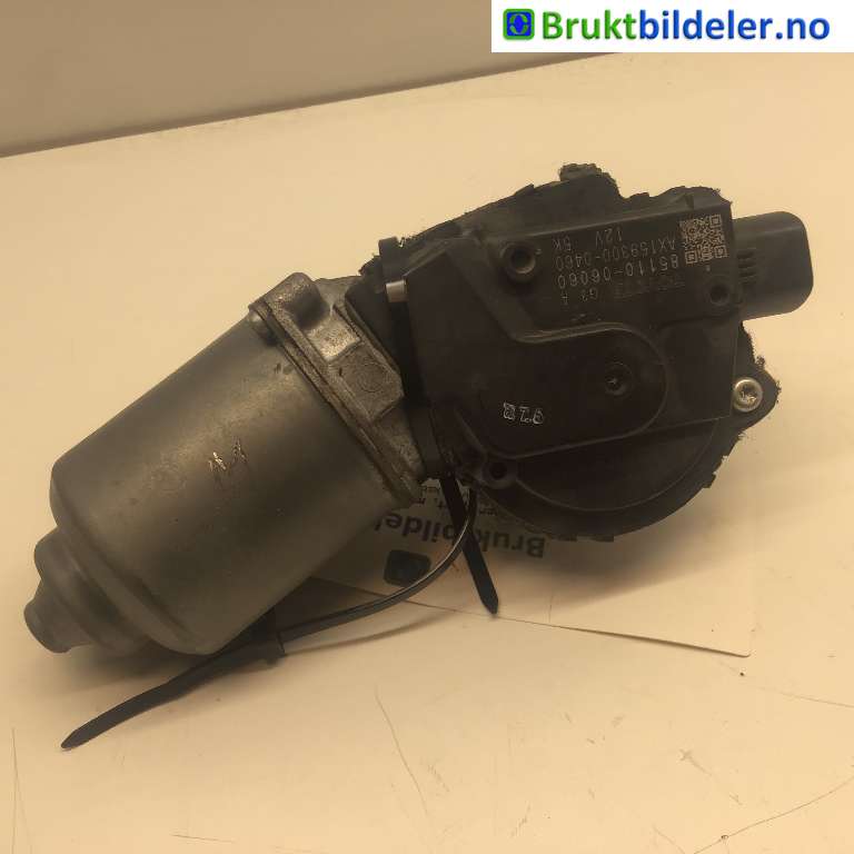 Viskermotor frontrute til Toyota Camry, 2001-->> (TOYOTA|85110-06060)