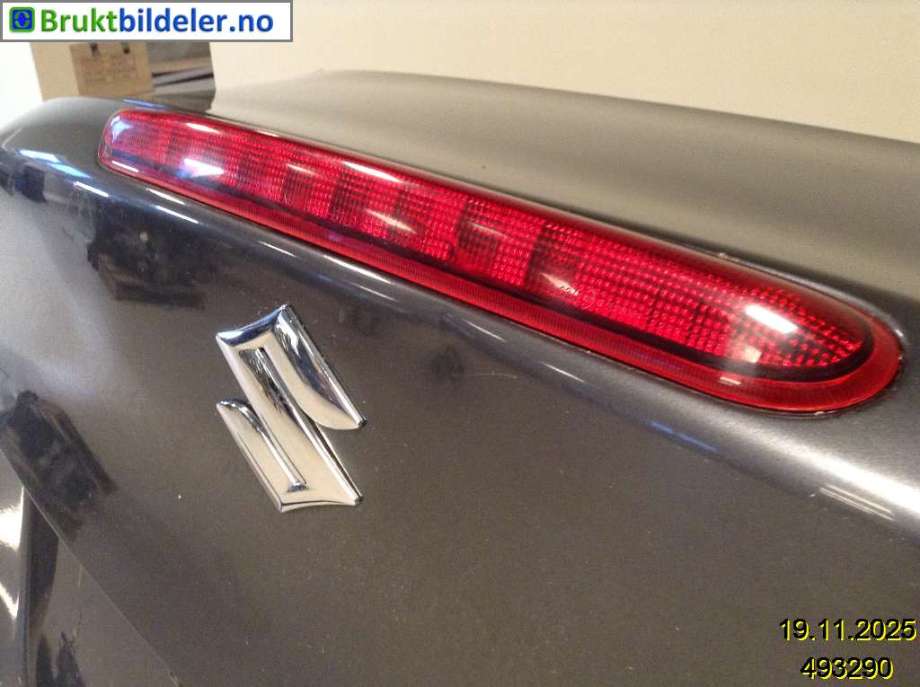 Bakluke sedan til Suzuki Kizashi 2010-2014  (SUZUKI|6570057811|)