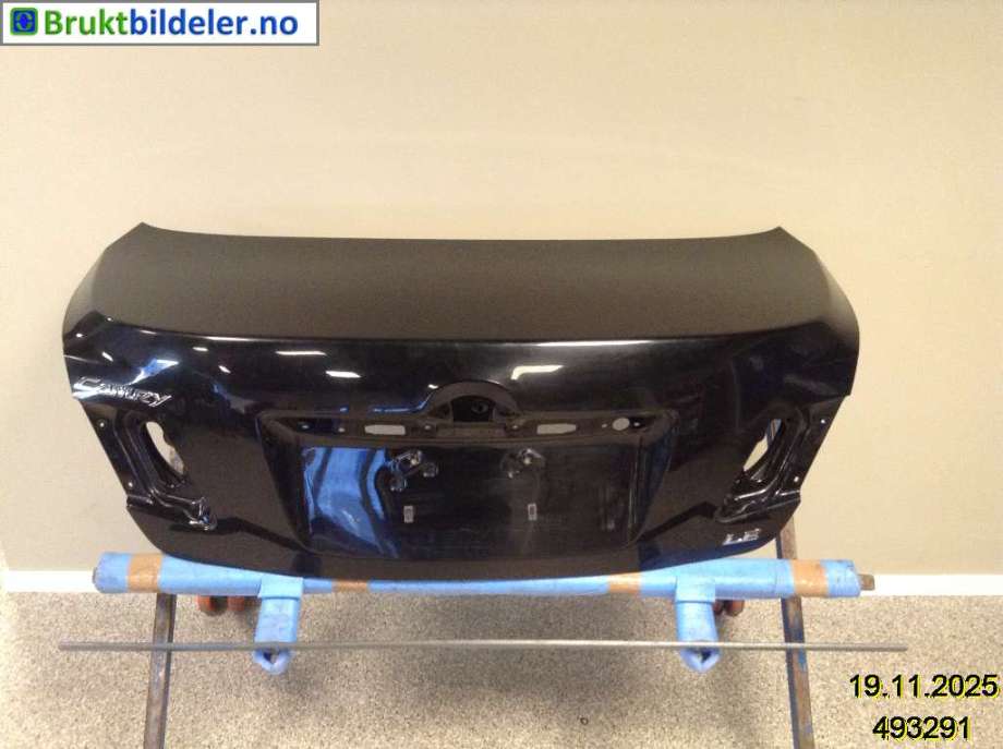Bakluke sedan til Toyota Camry, 2001-->> (TOYOTA|6440106280)