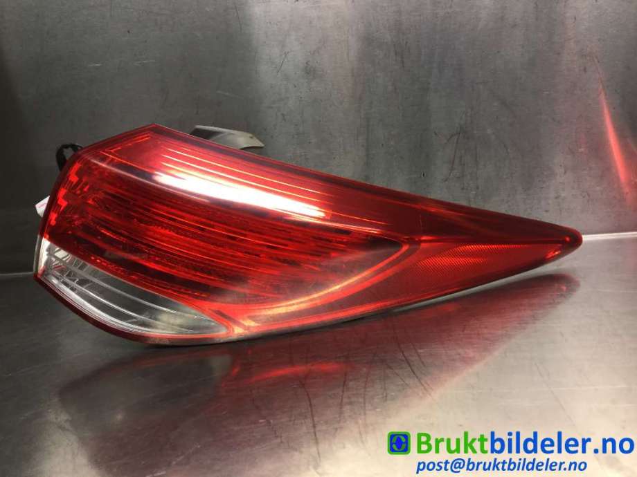 Baklykt høyre til Hyundai i40, 2012-2017  (HYUNDAI|92402-3Z000)