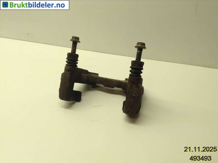 Bremsecaliper brakett til Suzuki Kizashi, 2010-2014 (SUZUKI|)