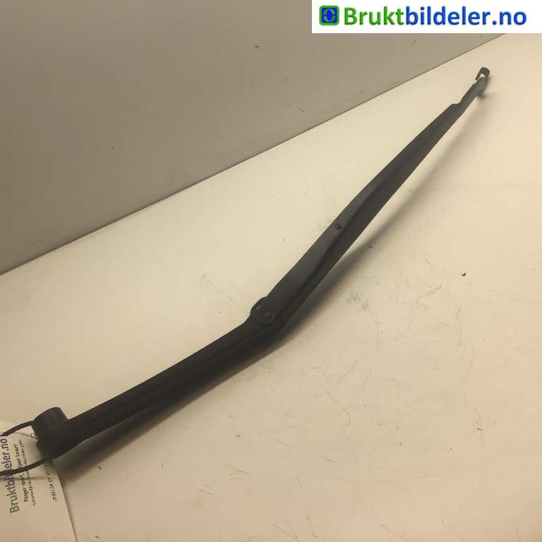Viskerarmer frontrute til Kia Cee