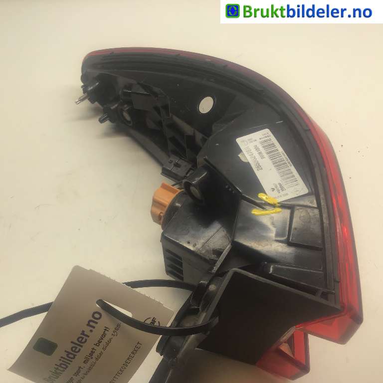 Baklykt venstre til Renault Kadjar 2015-->>  (RENAULT|265552478R|90061004|)