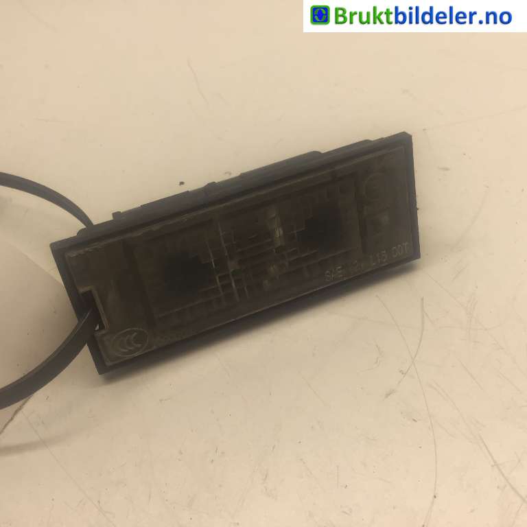 Skiltlys til Renault Kadjar, 2015-->>  (RENAULT|8200480127)