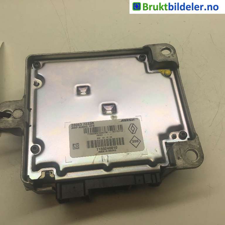 Bilstereo forsterker til Renault Kadjar 2015-->>  (RENAULT|280637233R|7159240010|)