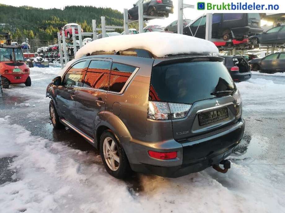 Dør venstre bak til Mitsubishi Outlander, 2010-2012 (Type II, Fase 2)  (MITSUBISHI|)