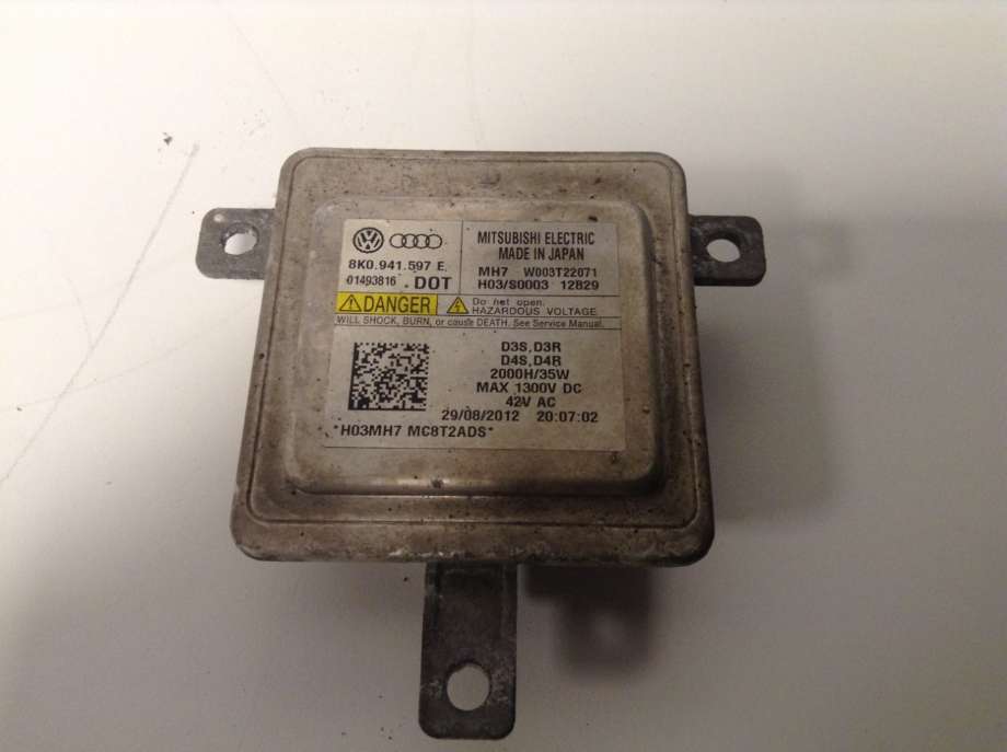Styreenhet xenon/ballast til Audi A4, 2007-2014 (Type IV) (B8) (B8) (AUDI|8K0 941 597 E)