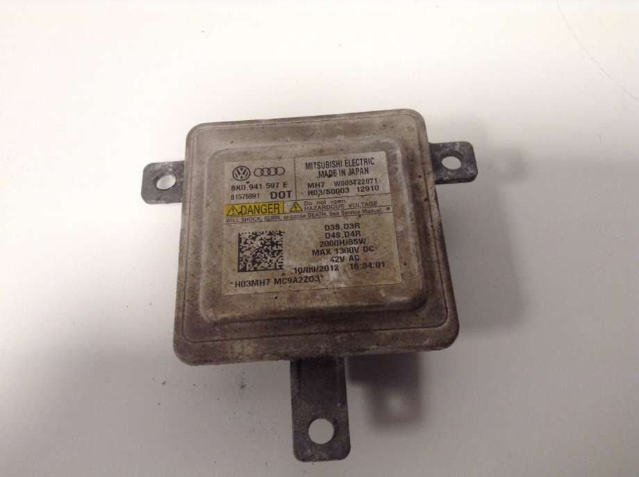 Styreenhet xenon/ballast til Audi A4, 2007-2014 (Type IV) (B8) (B8) (AUDI|8K0 941 597 E)