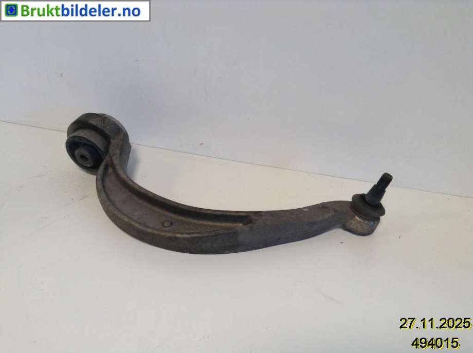 Bærebru høyre foran nedre til Audi A4, 2007-2014 (Type IV) (B8) (B8) (AUDI|8K0 407 696 H)