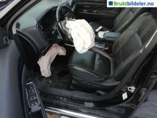 Sete foran venstre til Mitsubishi Outlander, 2015->> (Type III, Fase 2)  (MITSUBISHI|)