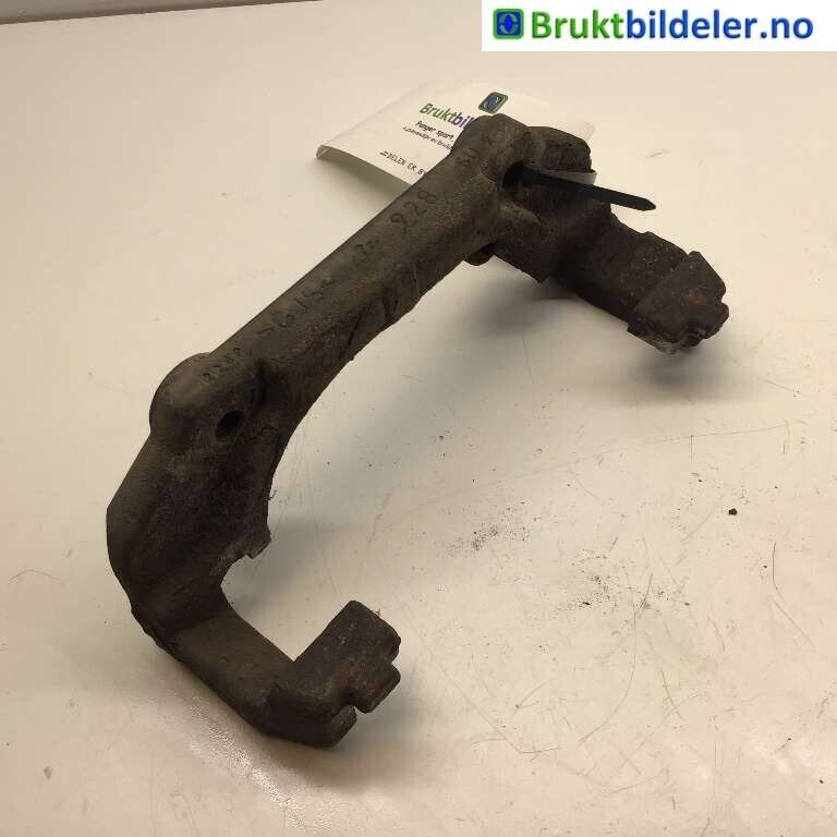 Bremsecaliper brakett til BMW 5-Serie 2010-2017 (F10/F11) (F10/F11) (BMW|34 11 6 786 820|)