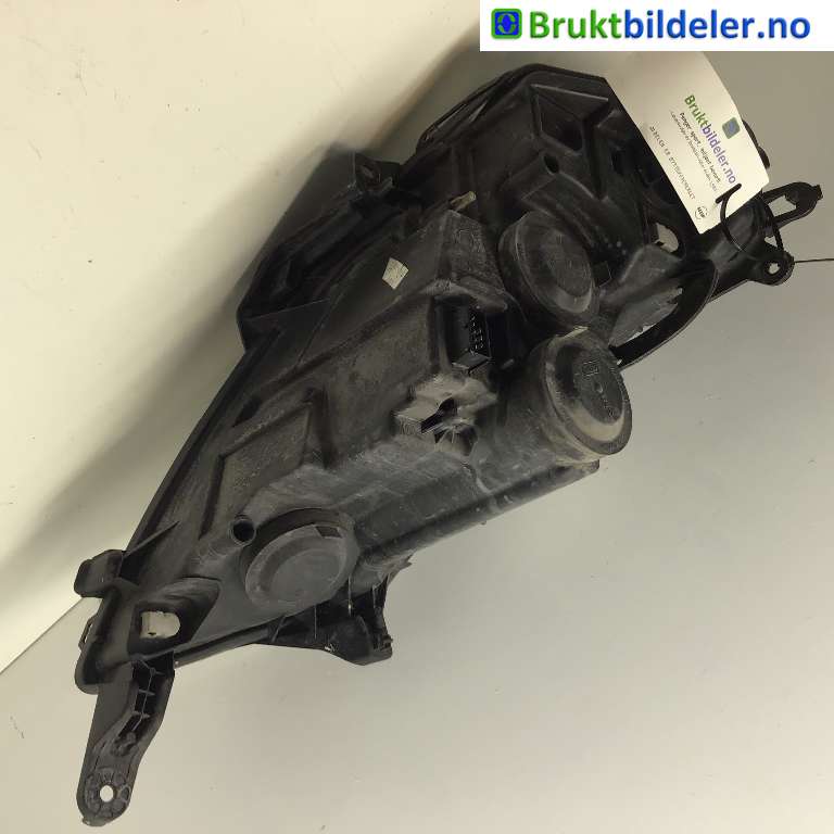 Frontlykt venstre halogen til Citroën Jumpy 2007-2016 (Type II)  (CITROEN|6208 L0|)