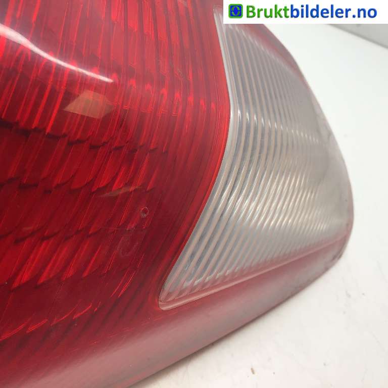 Baklykt høyre indre til Mitsubishi Lancer 2008-2017  (MITSUBISHI|8336A036|)