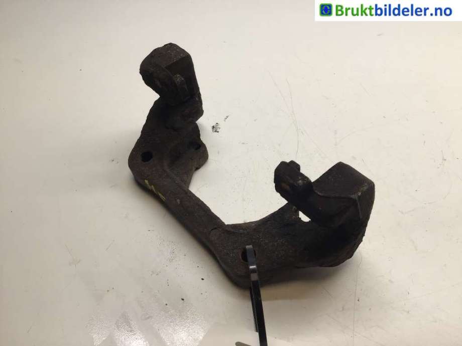 Bremsecaliper brakett til BMW 3-Serie, 2012-2018 (F30/F31/F34) (F30/F31/F34) (BMW|34 11 6 850 971)