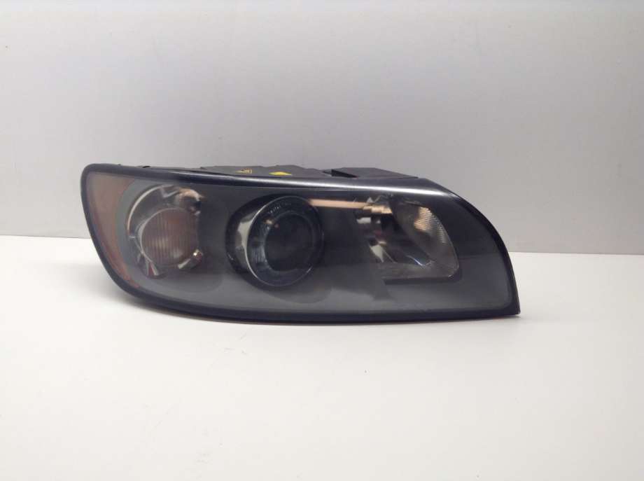 Frontlykt høyre xenon til Volvo V50, 2004-2007 (Fase 1)  (VOLVO|30678917)