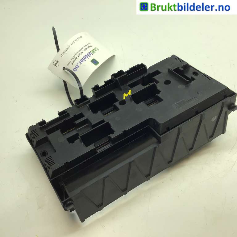 Sikringsboks til BMW 5-Serie 2010-2017 (F10/F11) (F10/F11) (BMW|61 14 9 252 815|)