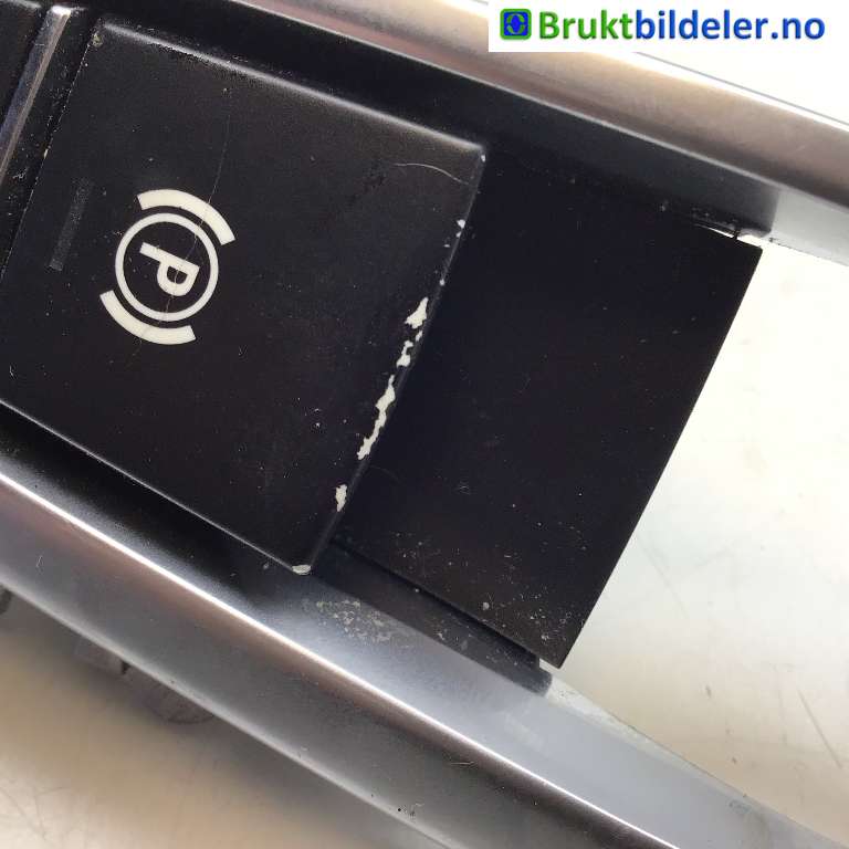 Bryter elektrisk håndbrekk/parkbrems til BMW 5-Serie 2010-2017 (F10/F11) (F10/F11) (BMW|9 217 594|3214.3701-00|)