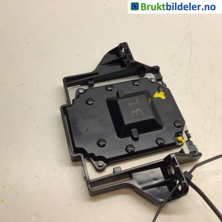 Antenne navigasjon til Toyota Corolla Cross 2022-->> (TOYOTA|8688042010|)