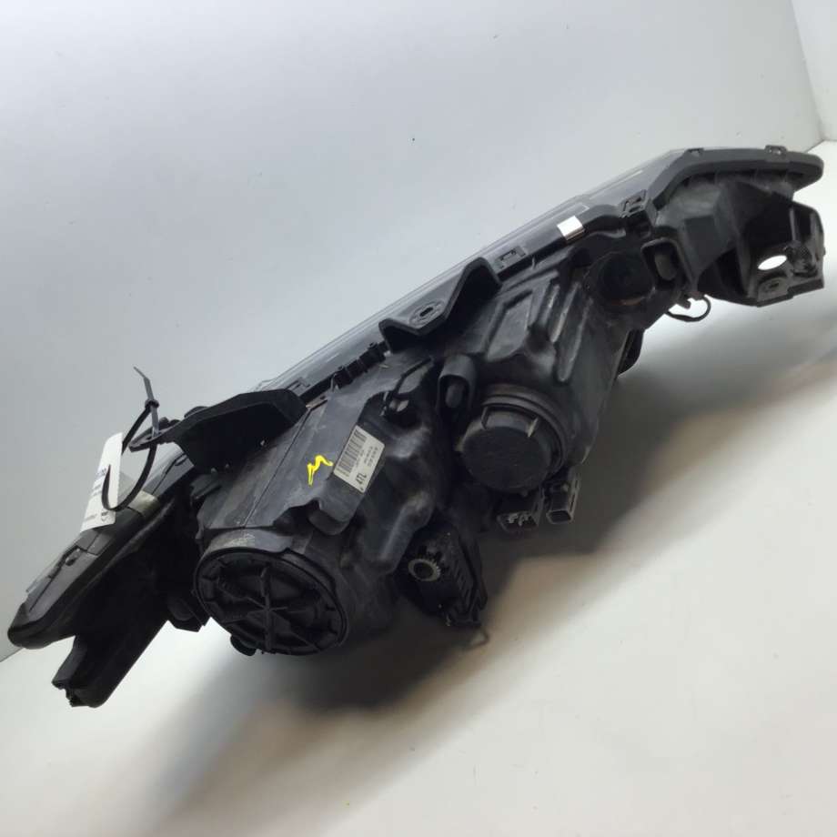 Frontlykt venstre halogen til Mitsubishi Outlander 2015-->> (Type III, Fase 2)  (MITSUBISHI|8301C853|L0094T 0BYA|4BX15 8301C8-53)