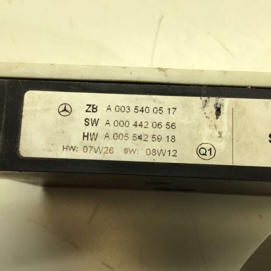 Sensor radar til Mercedes E-Klasse 2009-2013 (Fase 1) (W212) (W212) (MERCEDES|A 003 540 05 17|)