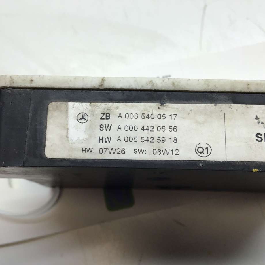 Sensor radar til Mercedes E-Klasse 2009-2013 (Fase 1) (W212) (W212) (MERCEDES|A 003 540 05 17|)