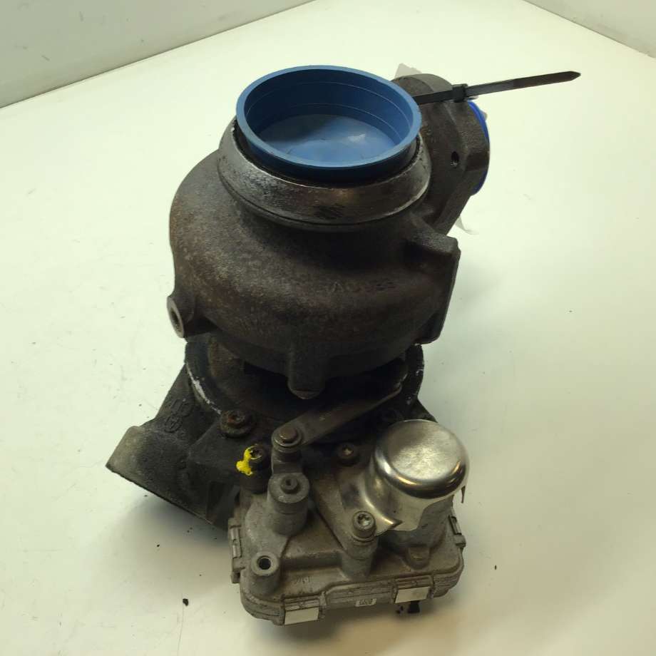 Turbo til Mercedes E-Klasse 2009-2013 (Fase 1) (W212) (W212) (MERCEDES|A 651 090 00 86|)