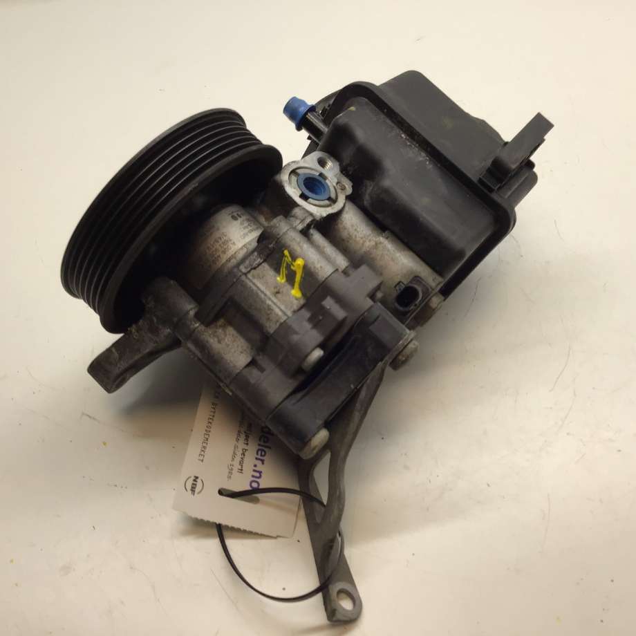 Servo pumpe mekanisk til Mercedes E-Klasse 2009-2013 (Fase 1) (W212) (W212) (MERCEDES|A 006 466 47 01|7693 900 514|)