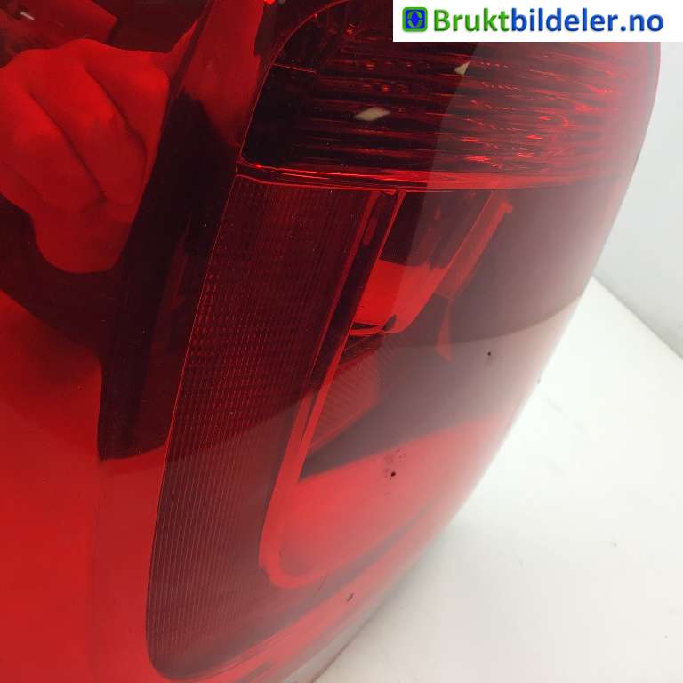 Baklykt venstre til VW Polo 2009-2014 (Type V, Fase 1)  (VOLKSWAGEN|6R0 945 095 AH|)
