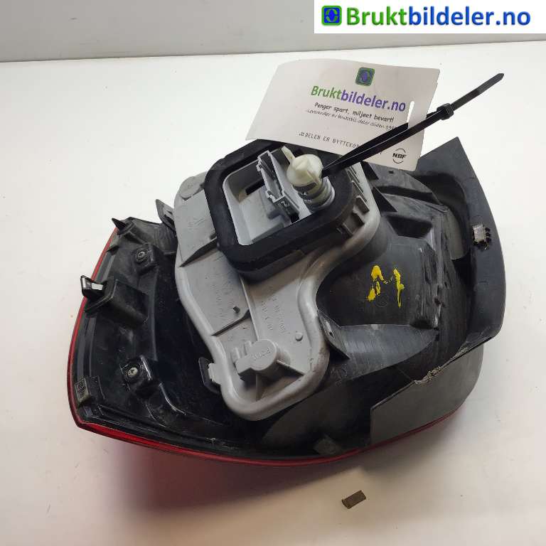 Baklykt venstre til VW Polo 2009-2014 (Type V, Fase 1)  (VOLKSWAGEN|6R0 945 095 AH|)