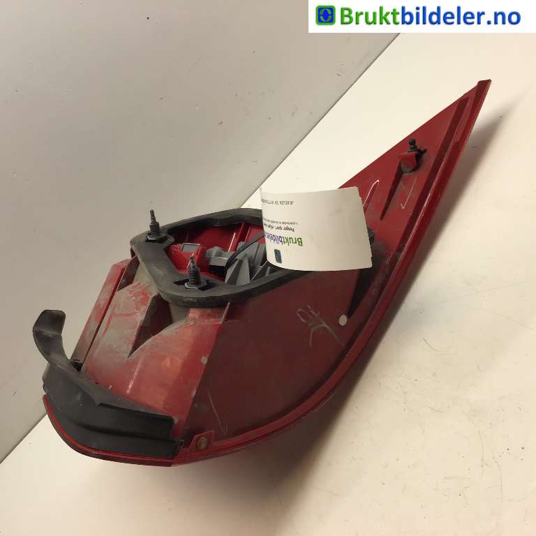 Baklykt venstre til VW Golf V, Combi 2003-2008  (VOLKSWAGEN|1K9 945 095|)
