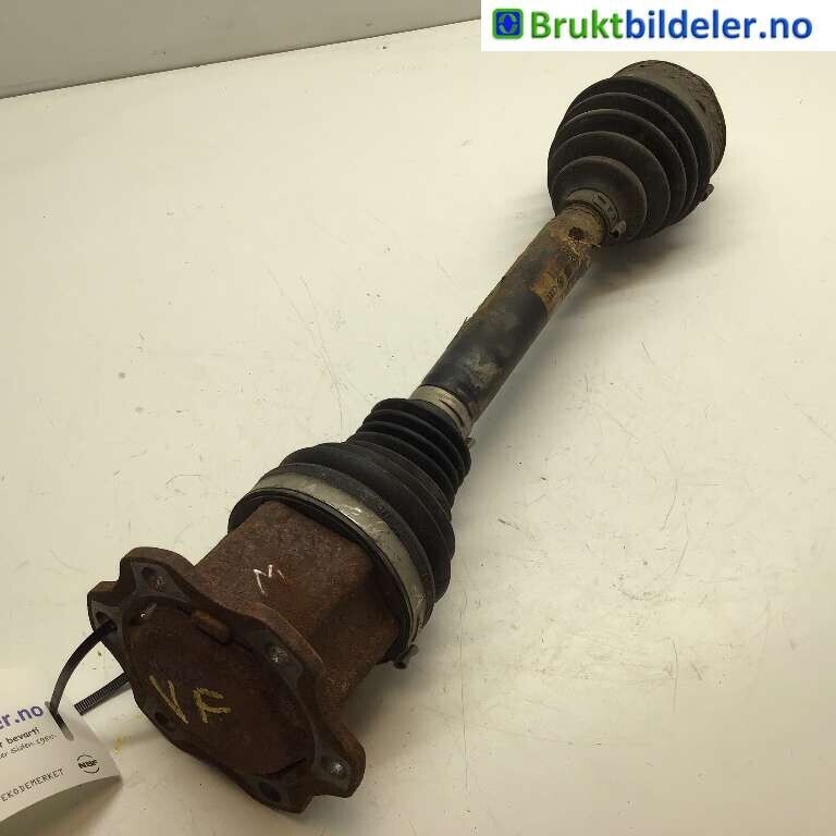Drivaksel venstre foran til Audi A5, 2007-2016 (Type I)  (AUDI|8K0 407 271 AL)