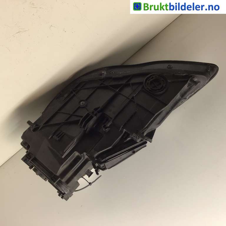 Frontlykt høyre xenon til Porsche Panamera 2009-2017 (Type I) (970) (970) (PORSCHE|970 631 058 05|1EL 009 639-22|)
