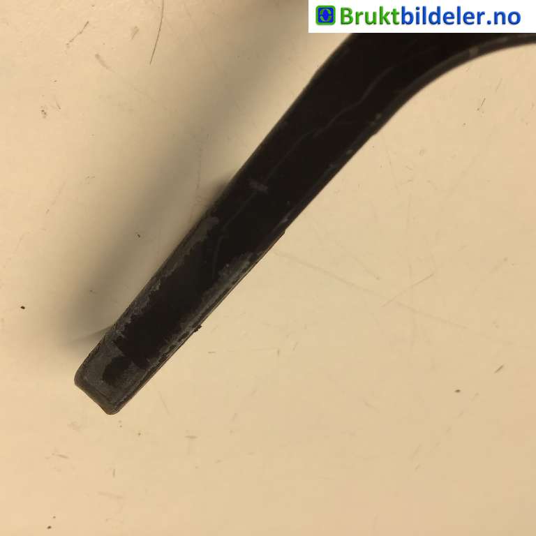 Viskerarmer frontrute til Porsche Panamera 2009-2017 (Type I) (970) (970) (PORSCHE|970 628 027 01|W000006252|)