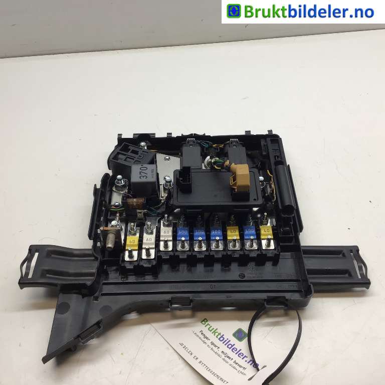 Sikringsboks til Porsche Panamera 2009-2017 (Type I) (970) (970) (PORSCHE|970 610 303 0|)