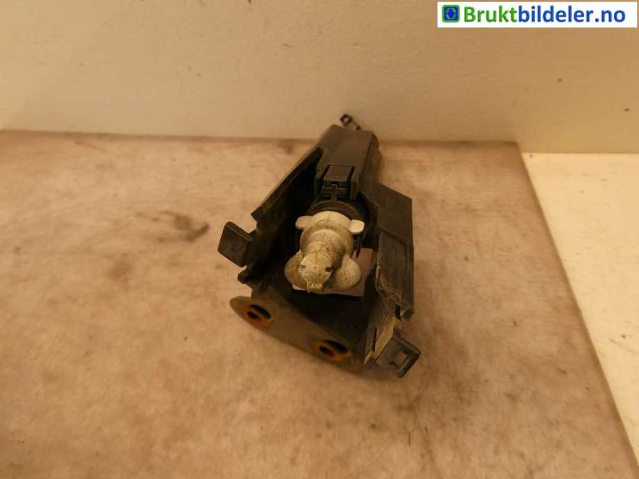 Lyktespylerdyse til Toyota Verso, 2009-2016 (Type III) (TOYOTA|85207-0C020)